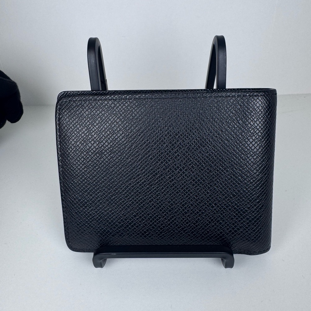 Louis Vuitton Taiga Multiple wallrt - Picture 2 of 7